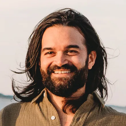 Zach Sekar · Close-up